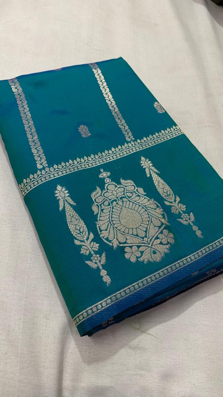 Teal Blue Soft Silk Borderless Zari Saree